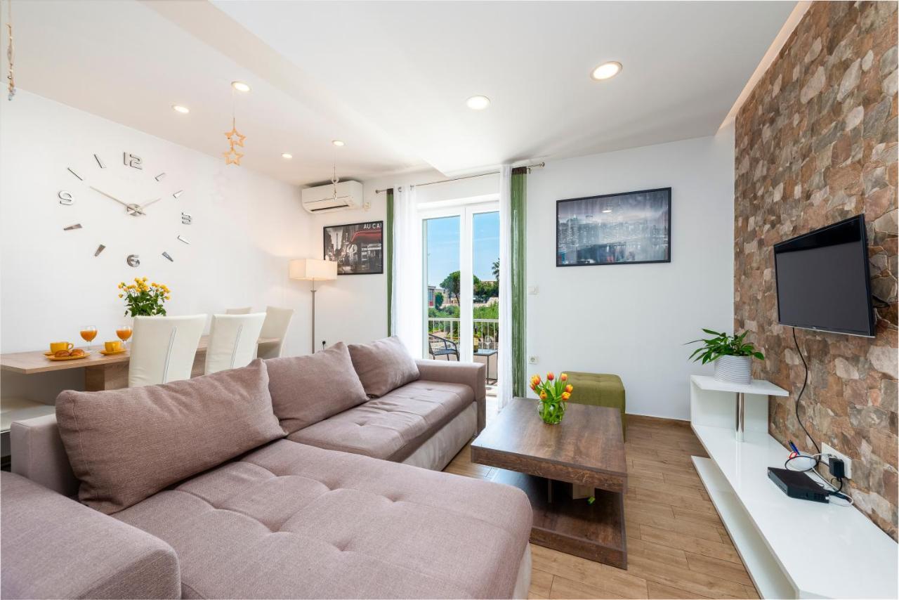 Charming Apartment Ines Ragusa Esterno foto
