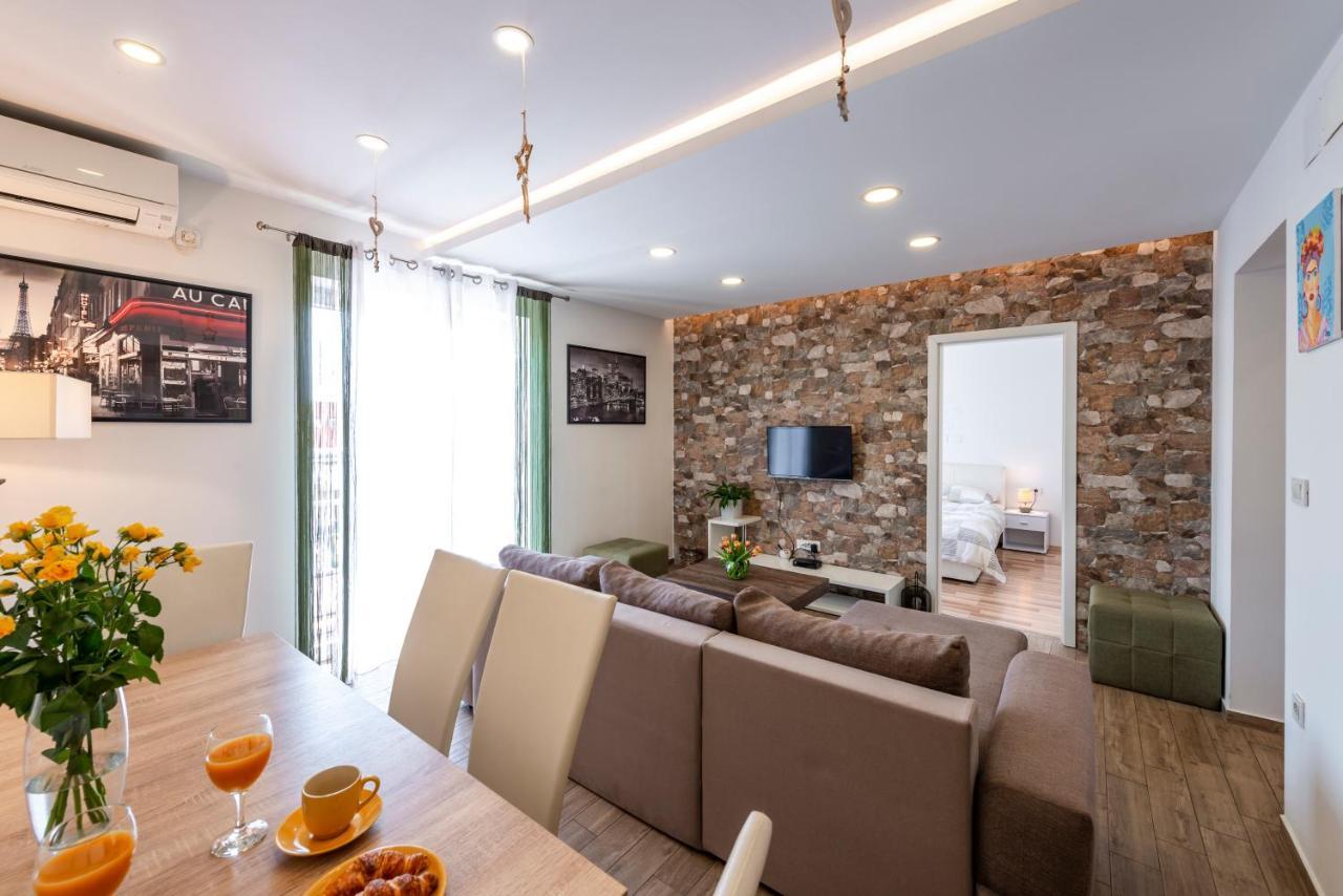 Charming Apartment Ines Ragusa Esterno foto