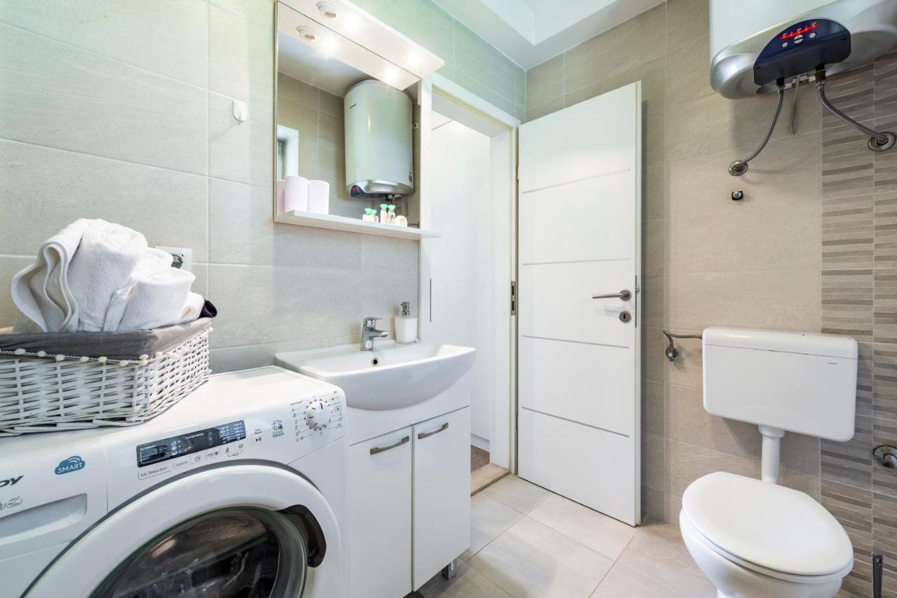 Charming Apartment Ines Ragusa Esterno foto